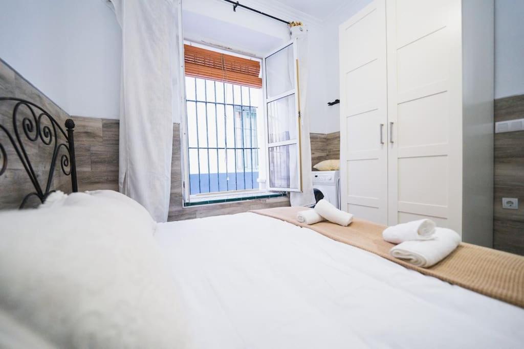 Apartamento En El Barrio De San Lorenzo, Junto A La Basilica Del Gran Poder Sevilla Exterior foto